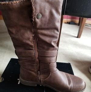 Like new Brown boots